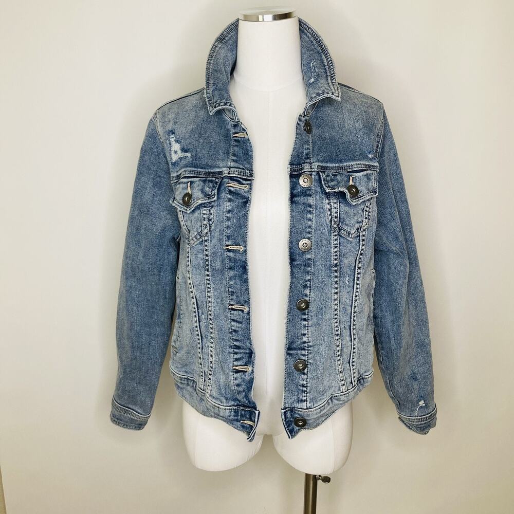 Torrid Womens Denim Jean Distressed Jacket Size 00 Plus Size Light Wash Button